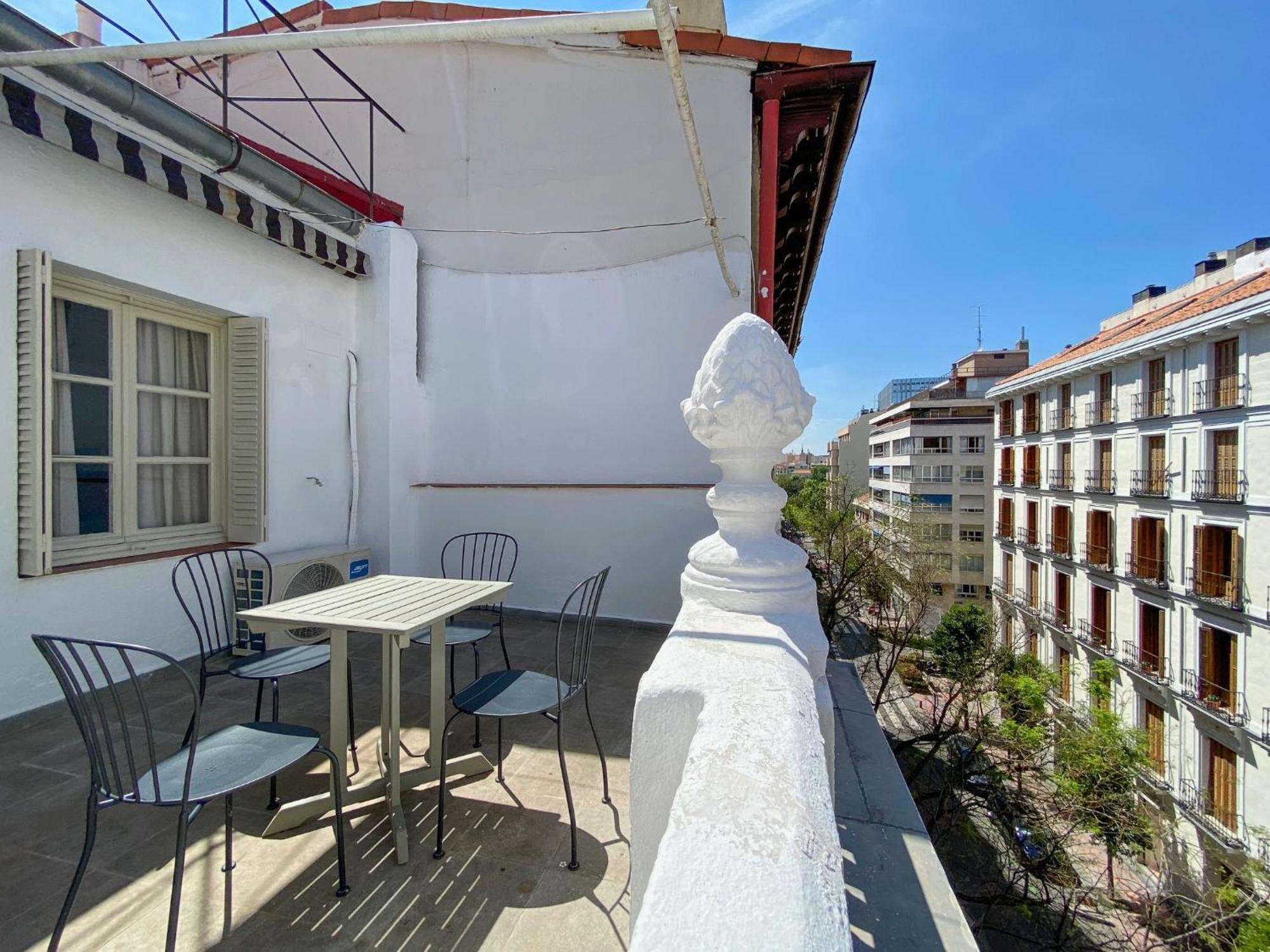 Montaber Apartments - La Paz Market Madrid Bilik gambar