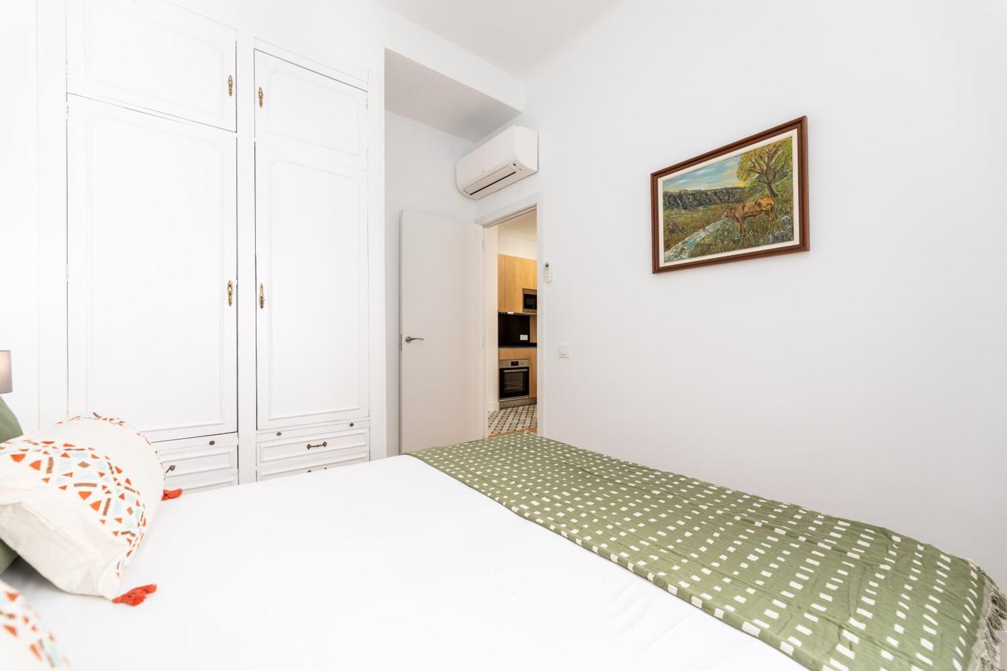 Montaber Apartments - La Paz Market Madrid Luaran gambar