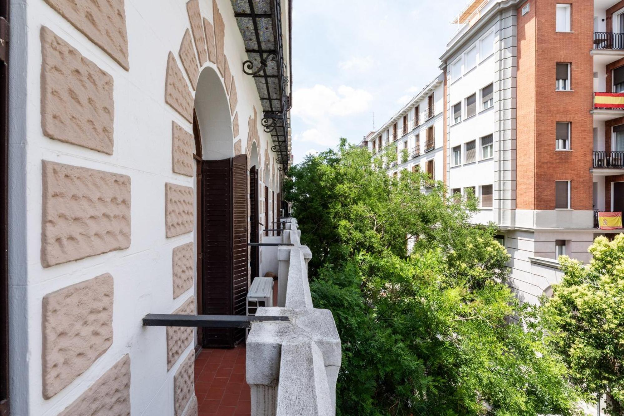 Montaber Apartments - La Paz Market Madrid Luaran gambar