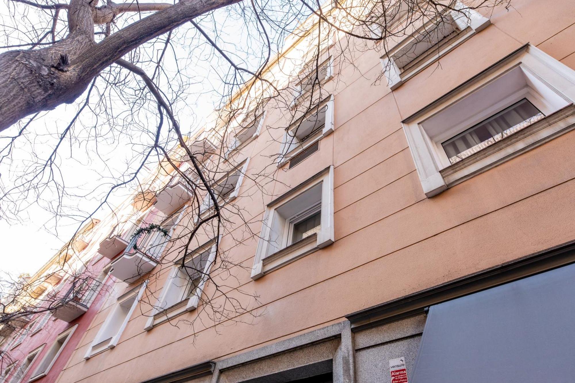 Montaber Apartments - La Paz Market Madrid Luaran gambar